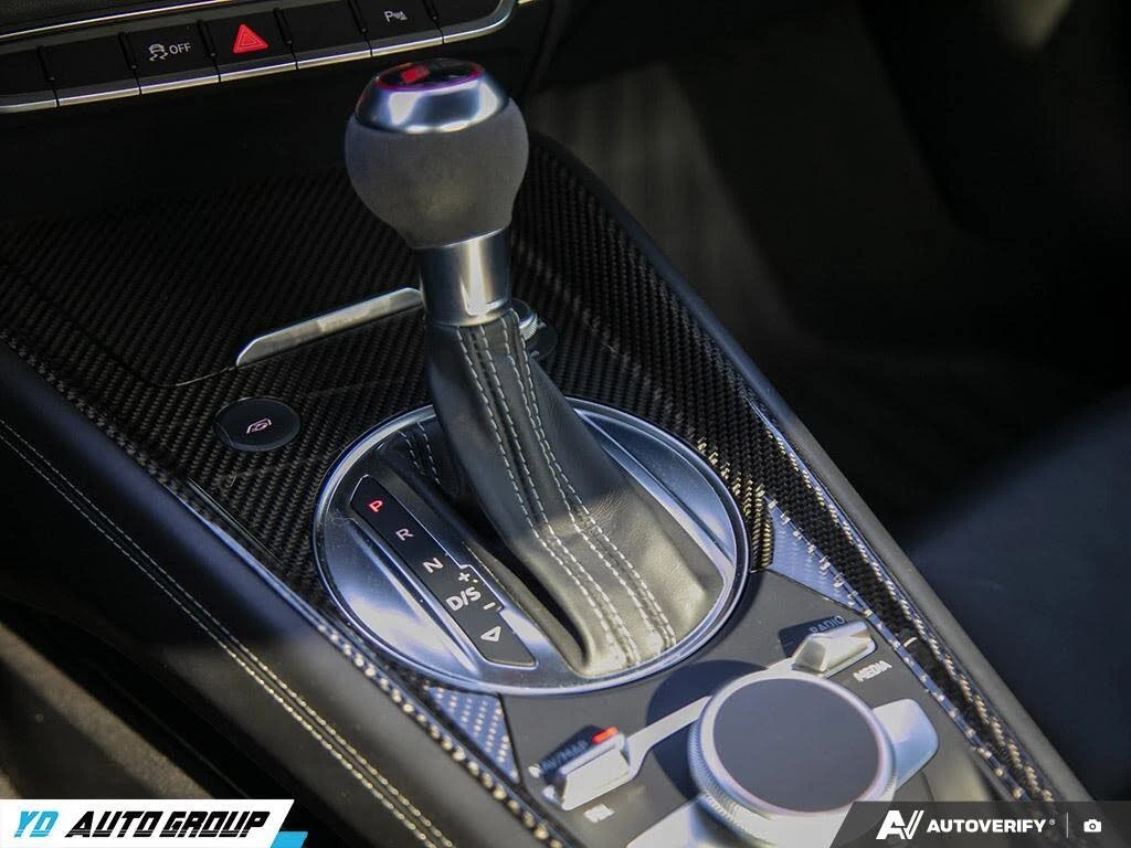 Audi Tt TTRS Quattro 400КС АвтоКредит (ЦЕНА ДО БГ), снимка 15 - Автомобили и джипове - 53989944