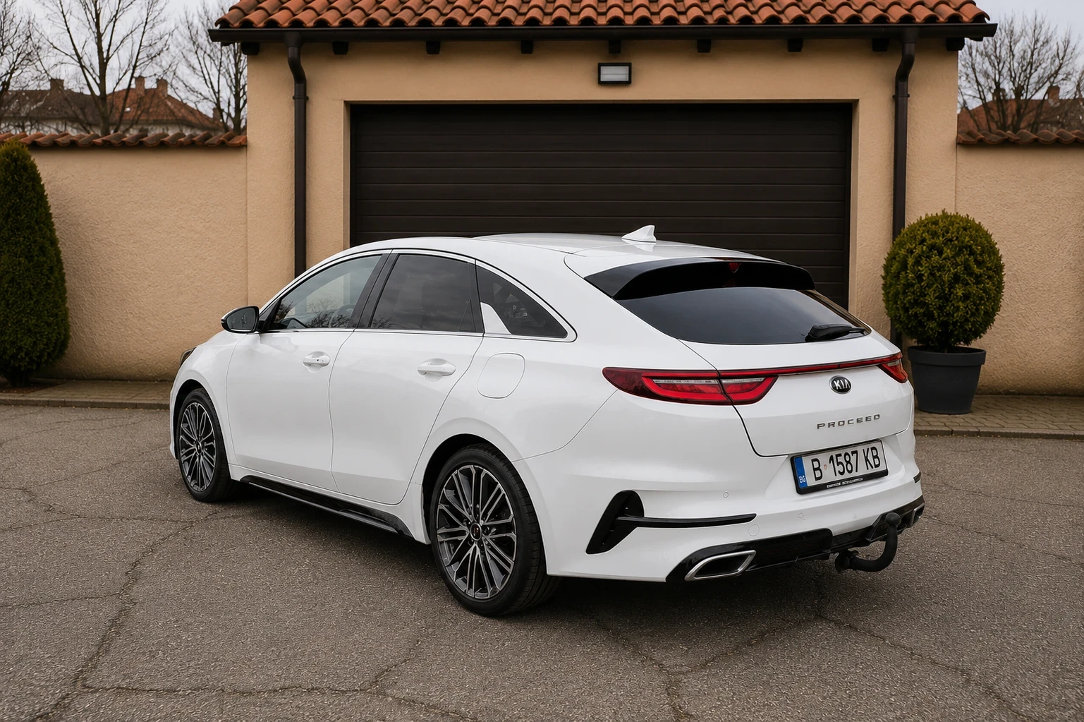 Kia Ceed 1.4 T GT Автомат Панорама Холандия , снимка 4 - Автомобили и джипове - 54657005