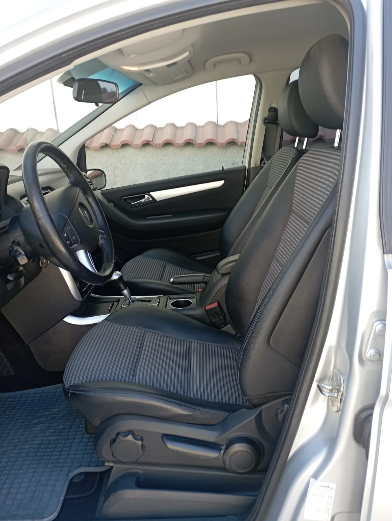 Mercedes-Benz B 200 CDI, снимка 8 - Автомобили и джипове - 54932341