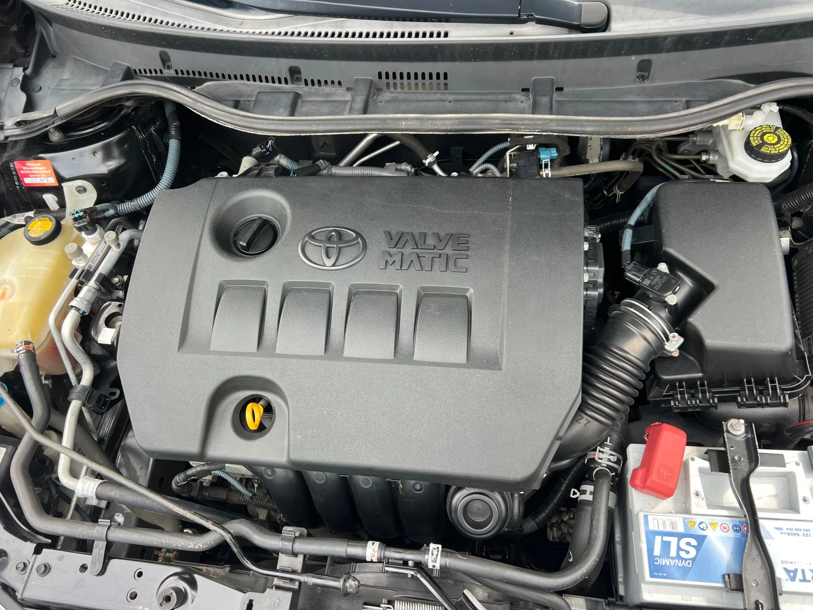 Toyota Auris 1.6-NAVI FULL, снимка 17 - Автомобили и джипове - 54944972