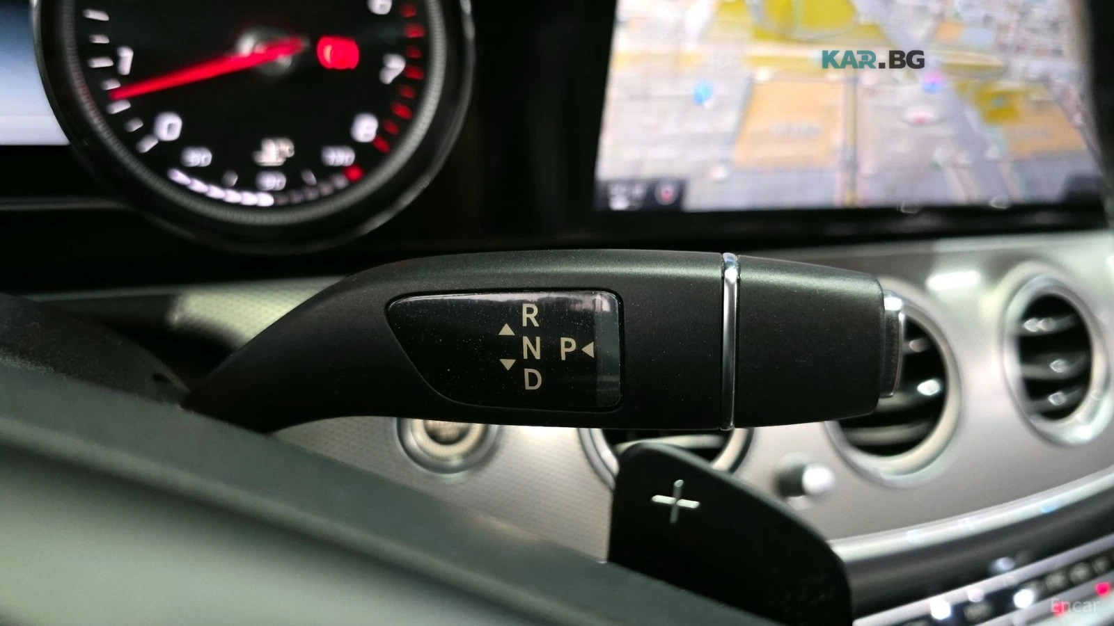 Mercedes-Benz E 200 * KEYLESS * АвтоКредит* (ЦЕНА ДО БГ), снимка 9 - Автомобили и джипове - 55051370