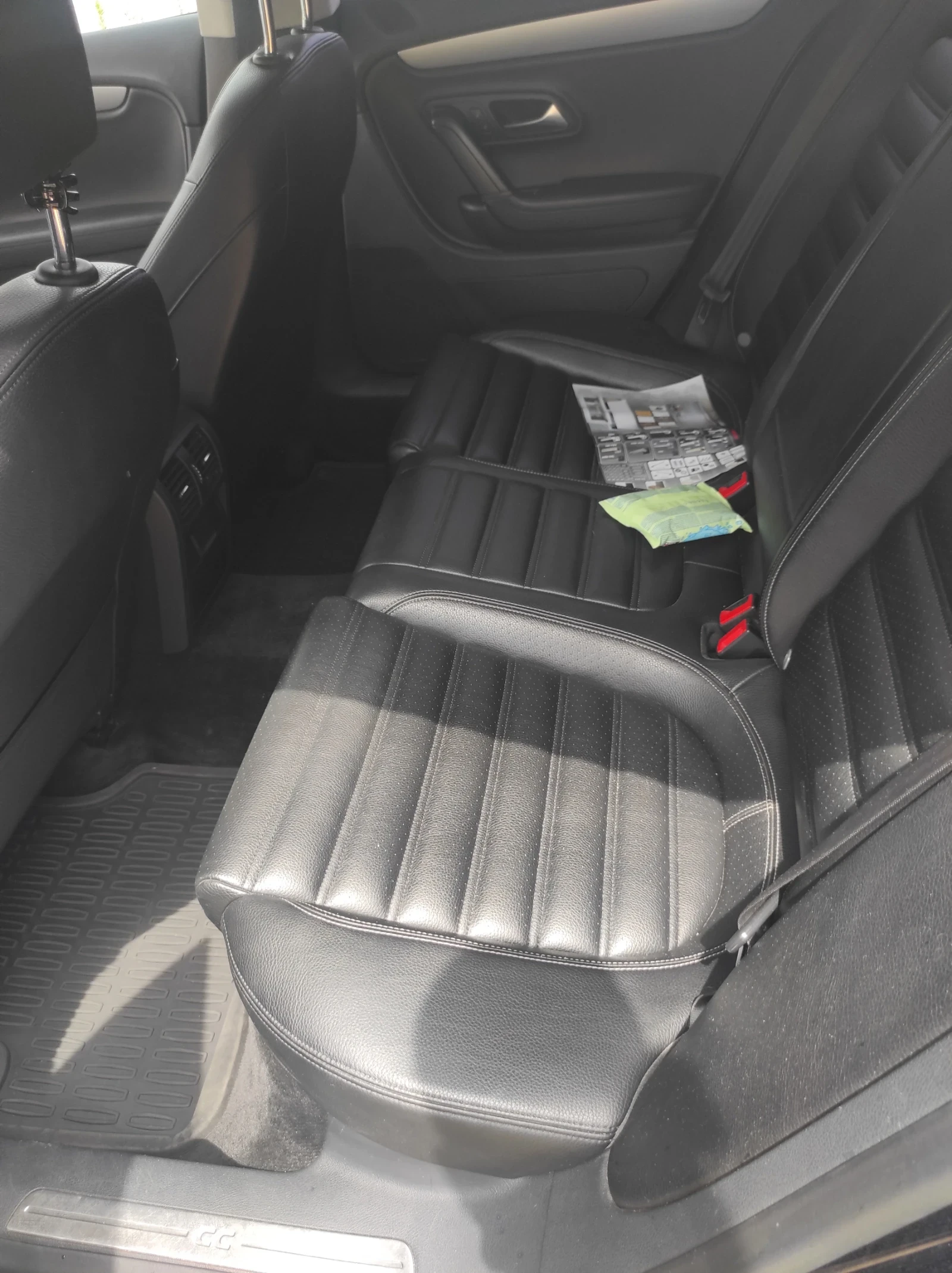 VW CC 2.0Т, снимка 6 - Автомобили и джипове - 55133999