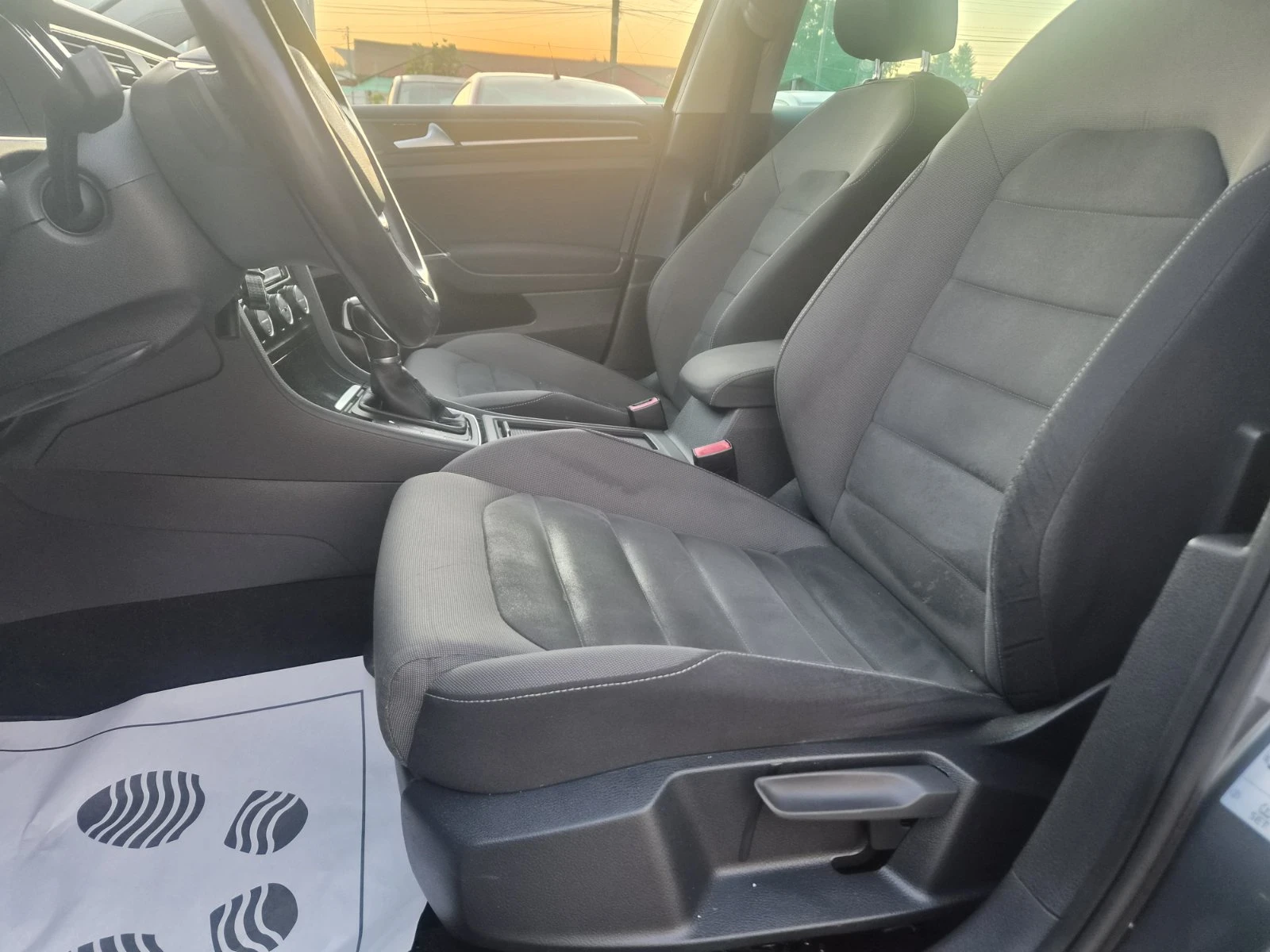 VW Golf 7.5-2.0d-150кс-DSG-DIGITAL COCKPIT-215000км-LED, снимка 7 - Автомобили и джипове - 55534550