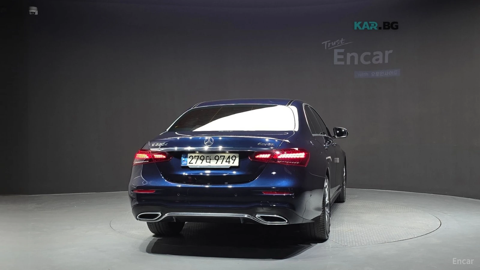 Mercedes-Benz E 220 d* 4MATIC* AMG-LINE* DISTRONIC* 360* КАМЕРА* ХЕДЪП, снимка 4 - Автомобили и джипове - 55787379