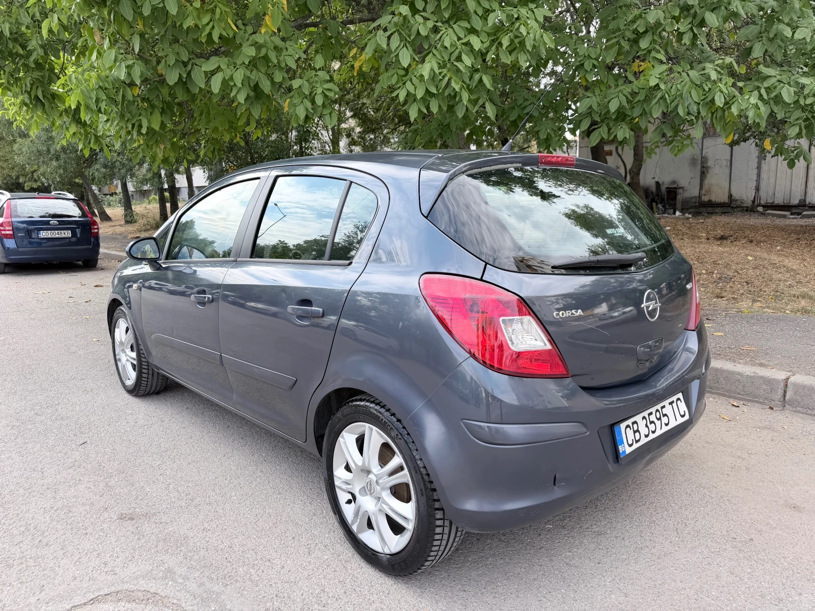 Opel Corsa, снимка 6 - Автомобили и джипове - 56108188