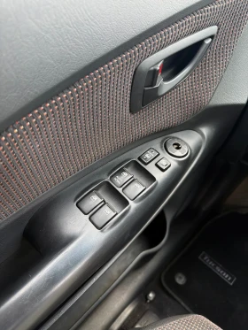 Hyundai Tucson 2.0 - Много Запазен, снимка 12