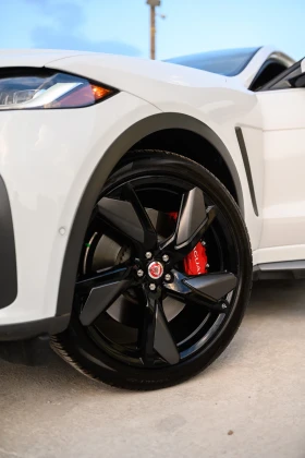 Jaguar F-PACE SVR - 59900 € - 50789557 4