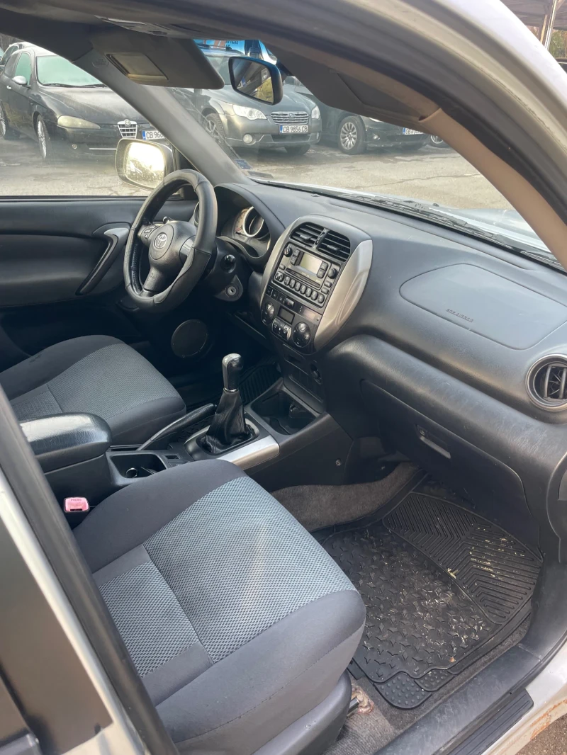 Toyota Rav4 2.0 D4D 116кс, снимка 5 - Автомобили и джипове - 52624922