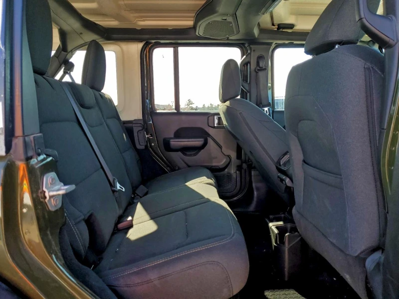 Jeep Wrangler SPORT, снимка 8 - Автомобили и джипове - 53397021