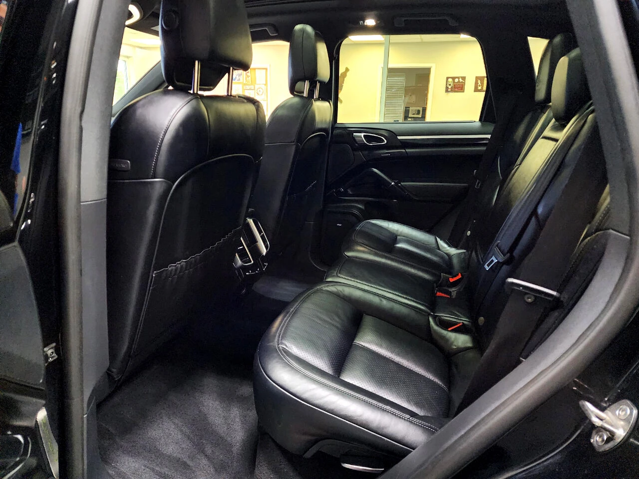 Porsche Cayenne E-HYBRID S PLATINUM EDITION* SOFT CLOSE* PANO | Mobile.bg   12