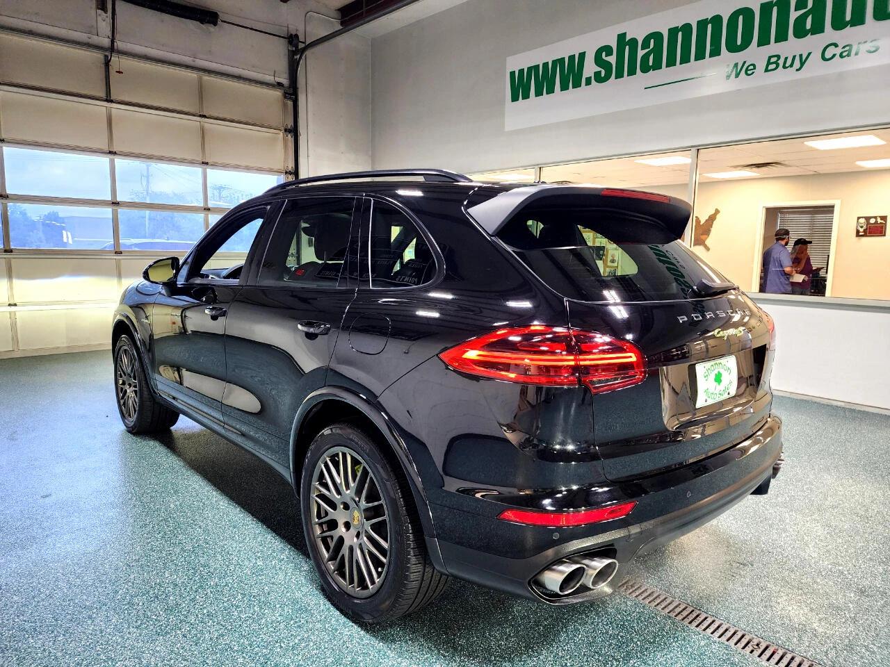 Porsche Cayenne E-HYBRID S PLATINUM EDITION* SOFT CLOSE* PANO - изображение 4