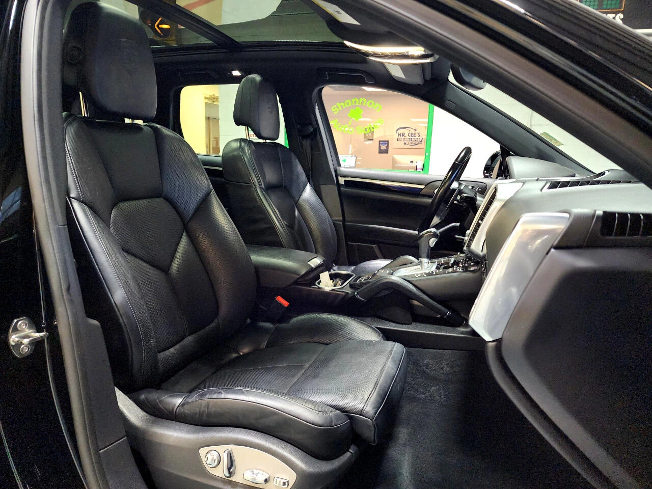 Porsche Cayenne E-HYBRID S PLATINUM EDITION* SOFT CLOSE* PANO - изображение 10