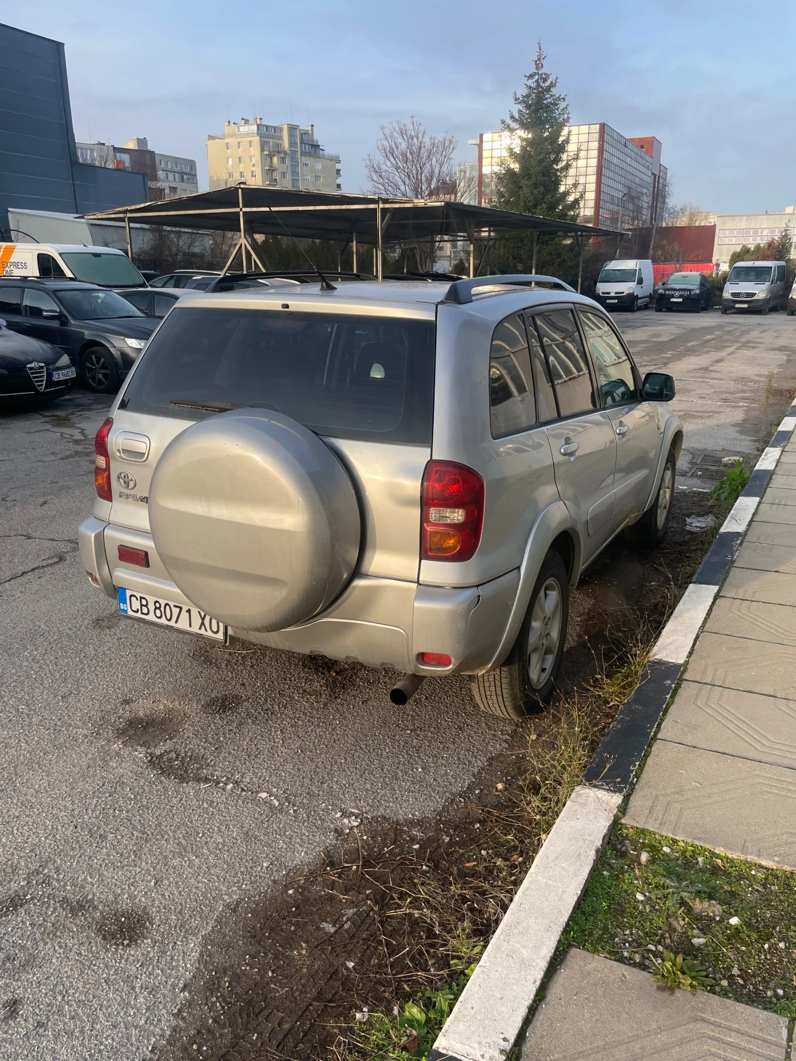 Toyota Rav4 2.0 D4D 116кс - изображение 2