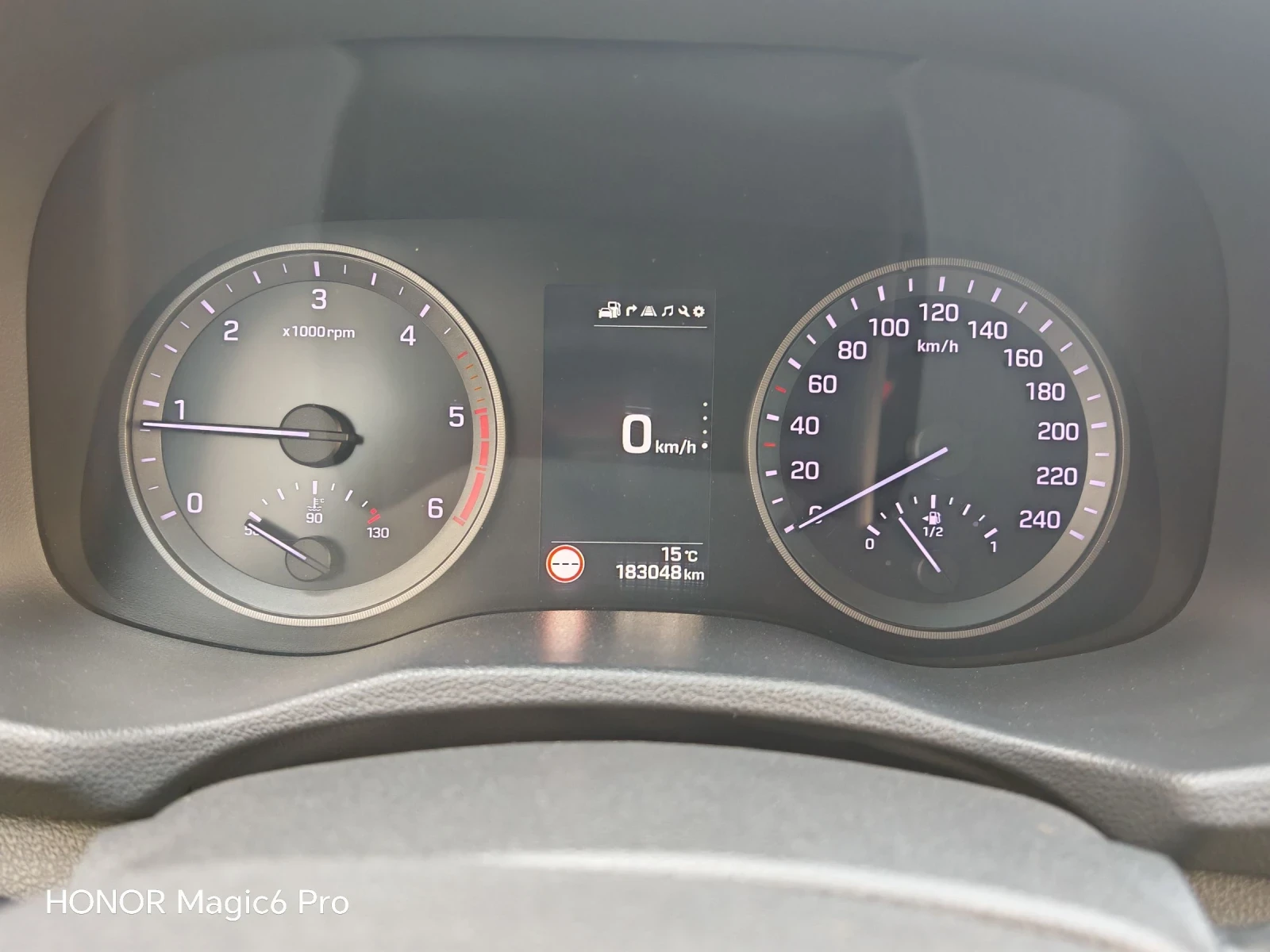 Hyundai Tucson 1.7CRDI 16V, Xpossible, ЕВРО-6В, КАМЕРА, НАВИ, снимка 9 - Автомобили и джипове - 53782580