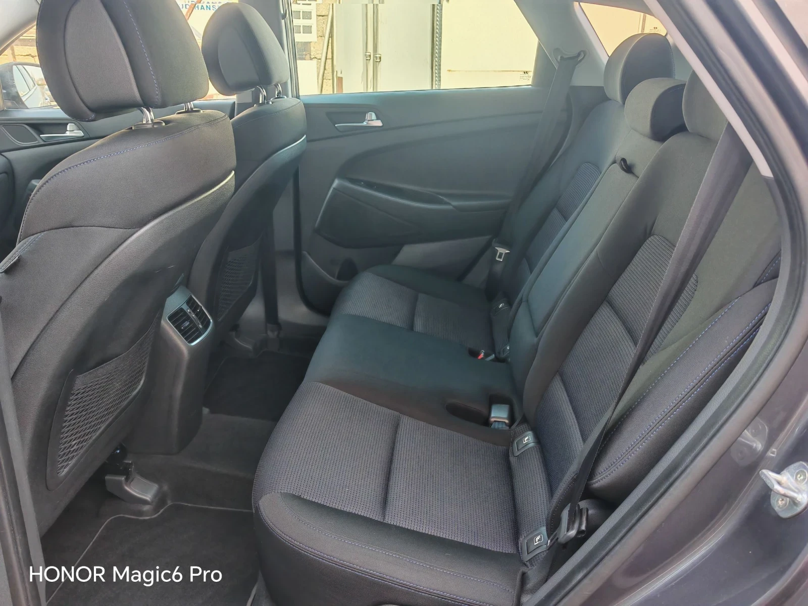 Hyundai Tucson 1.7CRDI 16V, Xpossible, ЕВРО-6В, КАМЕРА, НАВИ, снимка 13 - Автомобили и джипове - 53782580