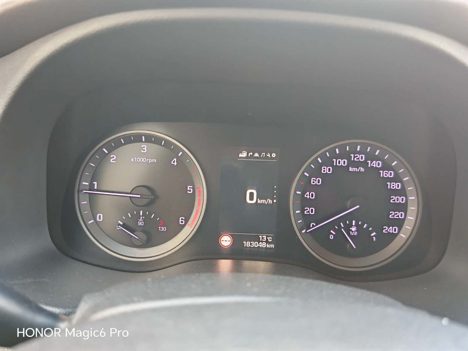 Hyundai Tucson 1.7CRDI 16V, Xpossible, ЕВРО-6В, КАМЕРА, НАВИ, снимка 9 - Автомобили и джипове - 53782580