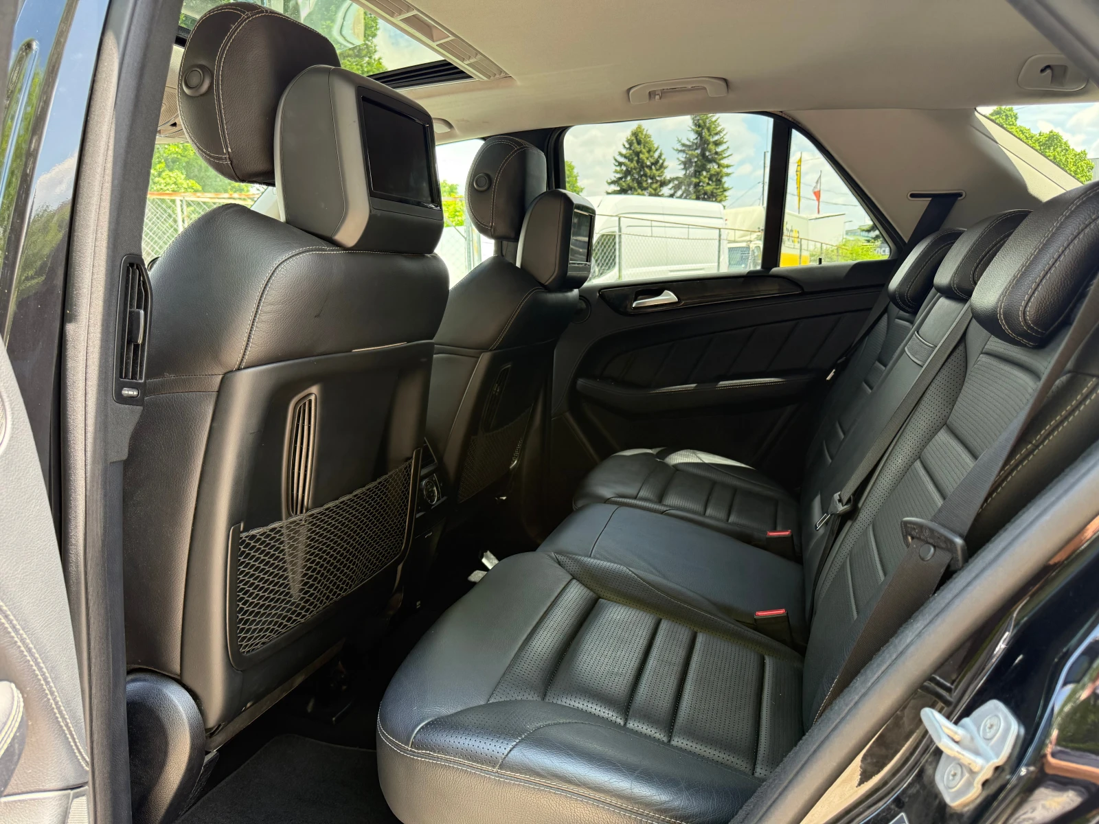 Mercedes-Benz ML 63 AMG, снимка 16 - Автомобили и джипове - 54746693