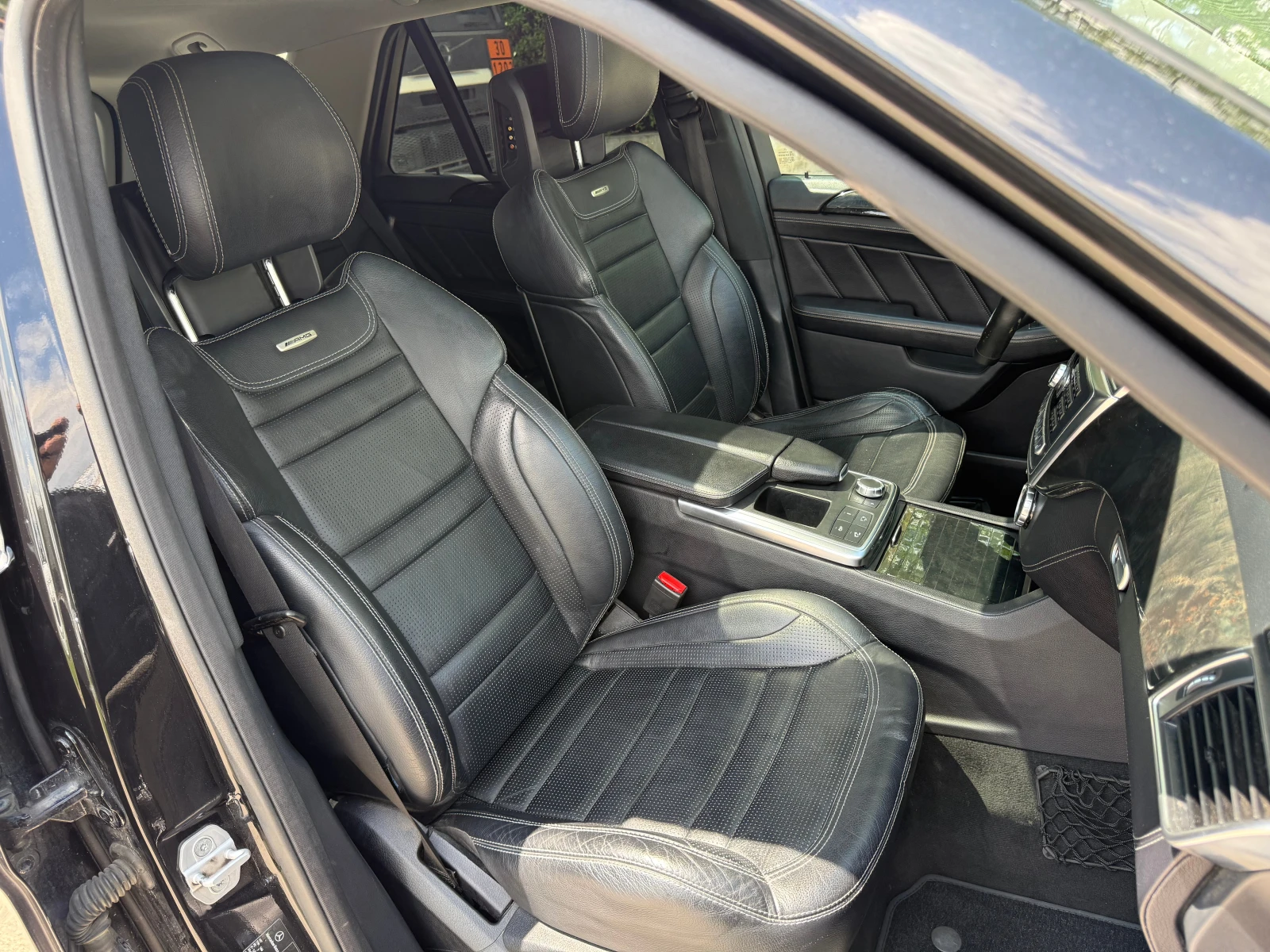 Mercedes-Benz ML 63 AMG, снимка 14 - Автомобили и джипове - 54746693