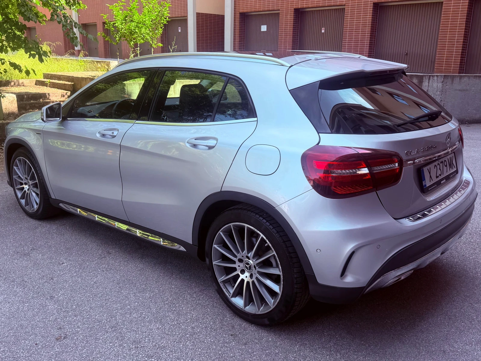 Mercedes-Benz GLA 220 AMG PACK* EDITION 1* FULL, снимка 3 - Автомобили и джипове - 54875683