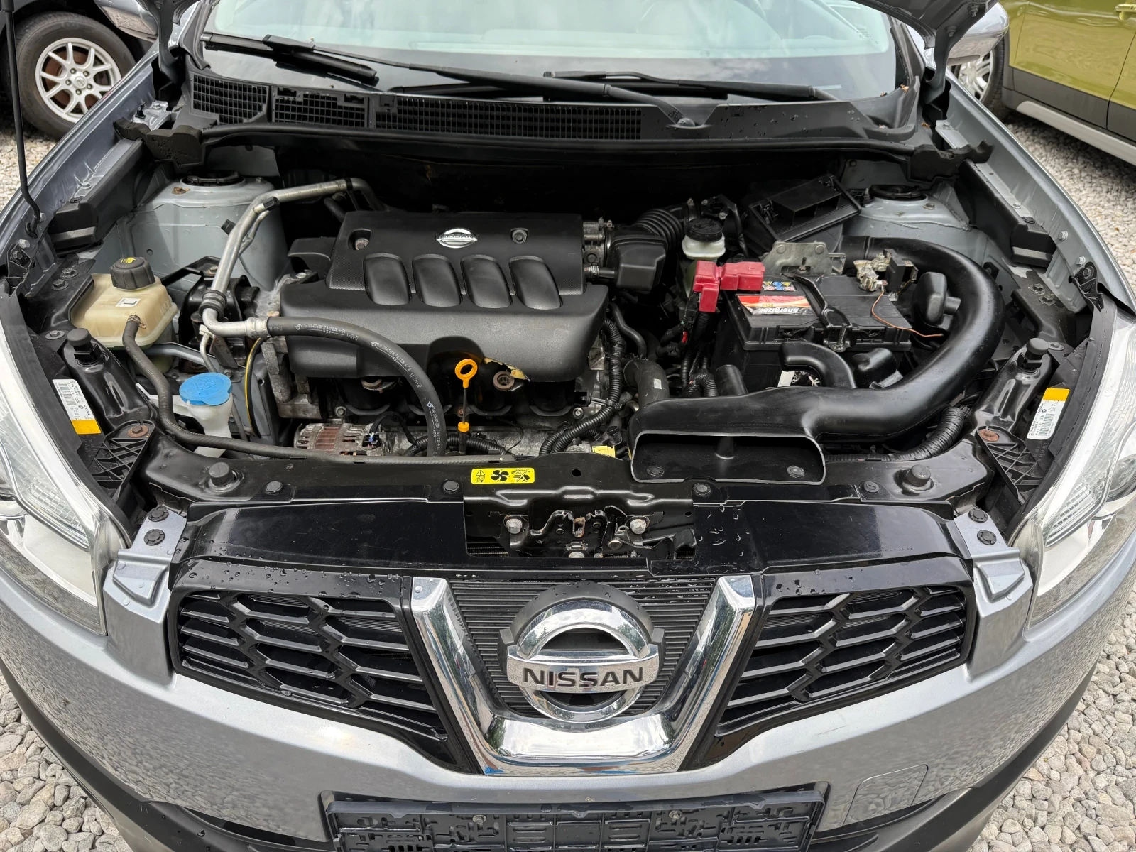 Nissan Qashqai + 2 2, 0i Acenta  4X4 Facelift - АВТОМАТИК - 7мест, снимка 14 - Автомобили и джипове - 55207323