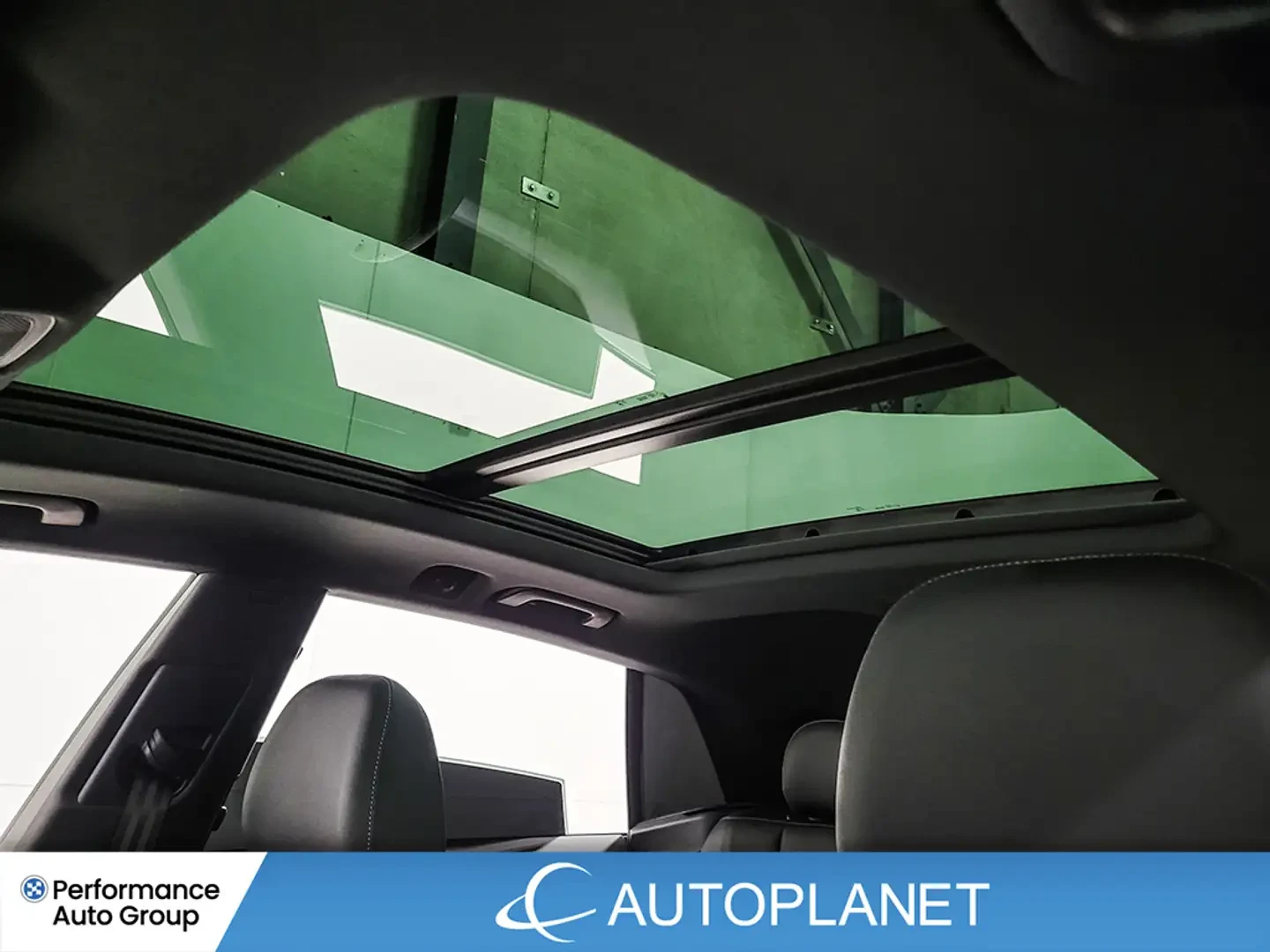 Audi Q8 55TFSI* MATRIX* S* LINE* ОБДУХВАНЕ* ДИСТРОНИК* , снимка 14 - Автомобили и джипове - 55787610