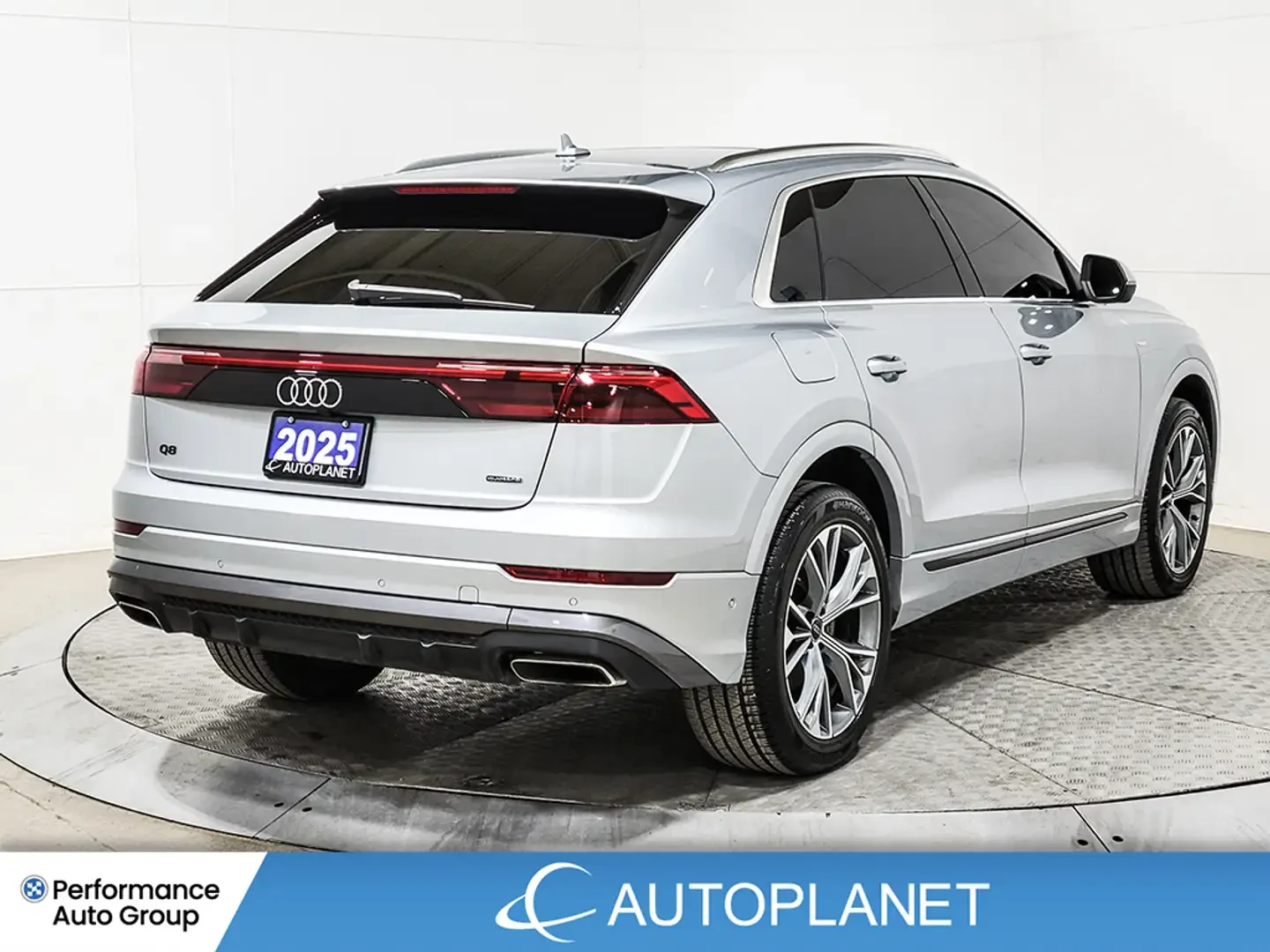 Audi Q8 55TFSI* MATRIX* S* LINE* ОБДУХВАНЕ* ДИСТРОНИК* , снимка 6 - Автомобили и джипове - 55787610