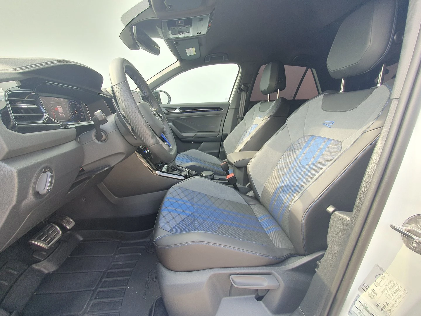 VW T-Roc | Mobile.bg � ����������� 5