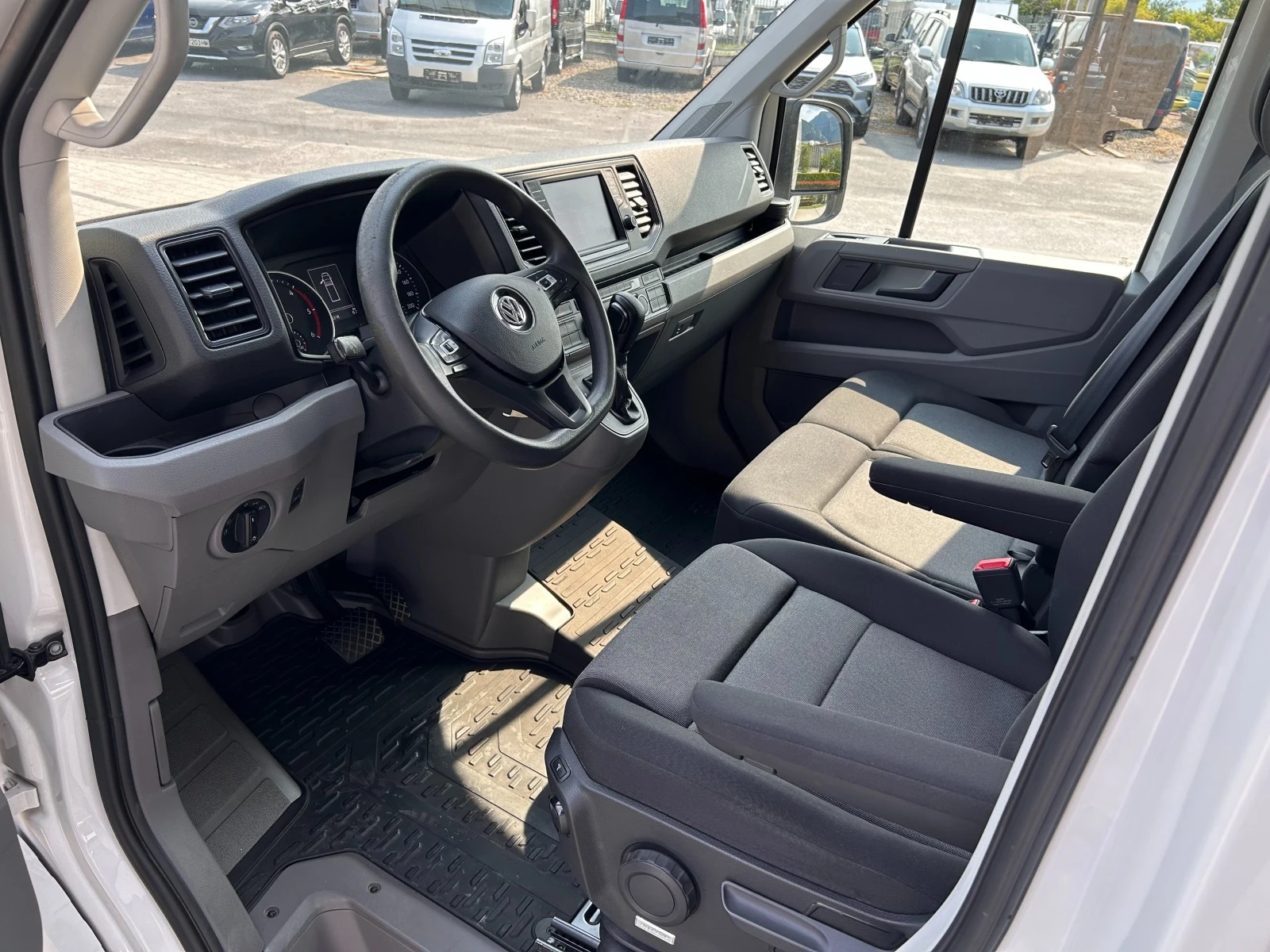 VW Crafter 2.0TDI до 3,5т. 4,35м. Клима EURO 6  - изображение 10