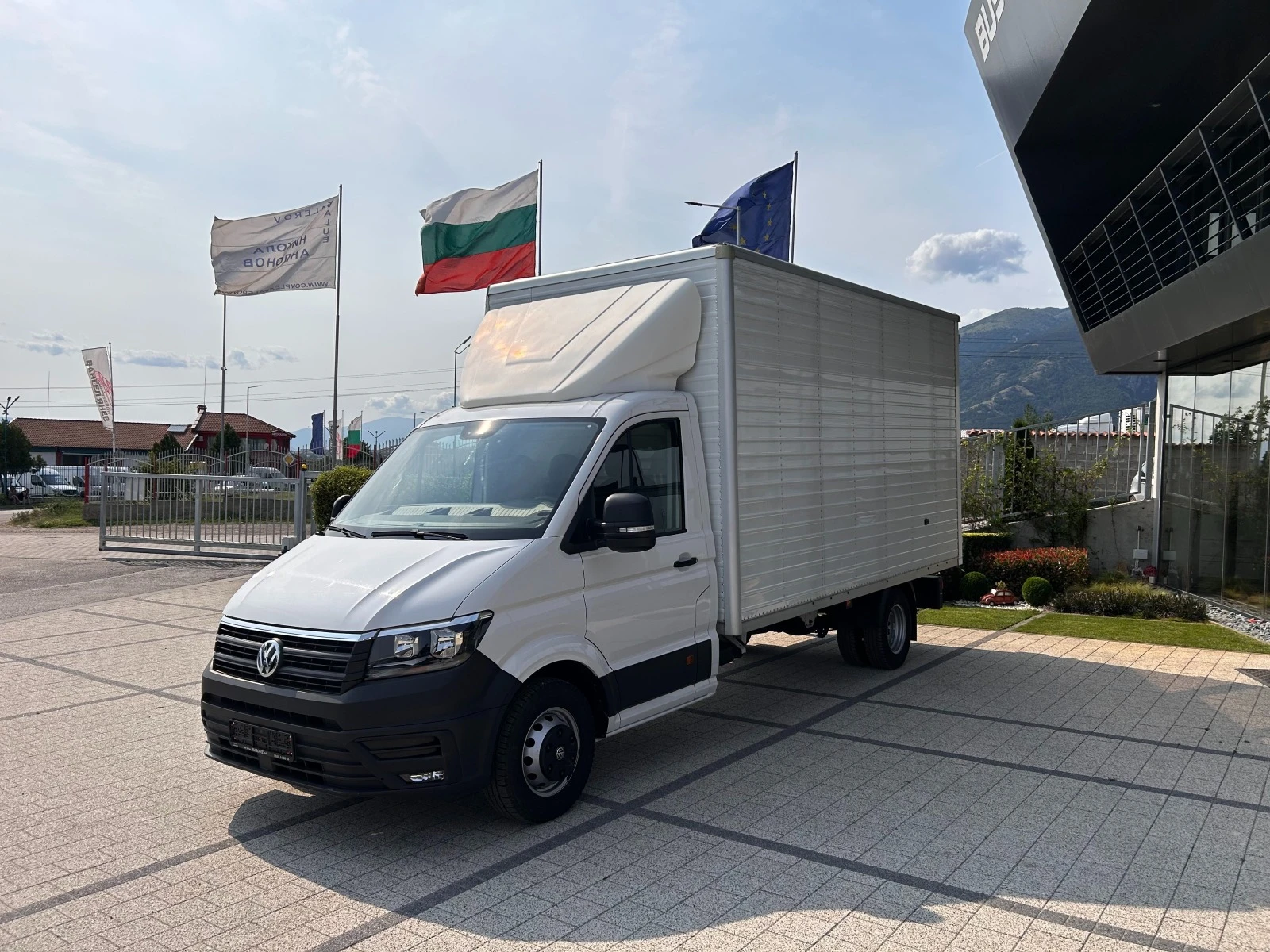 VW Crafter 2.0TDI до 3,5т. 4,35м. Клима EURO 6  - изображение 3