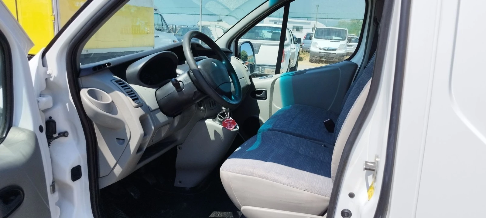 Renault Trafic 2.0 DCI-114к.с Клима - изображение 9