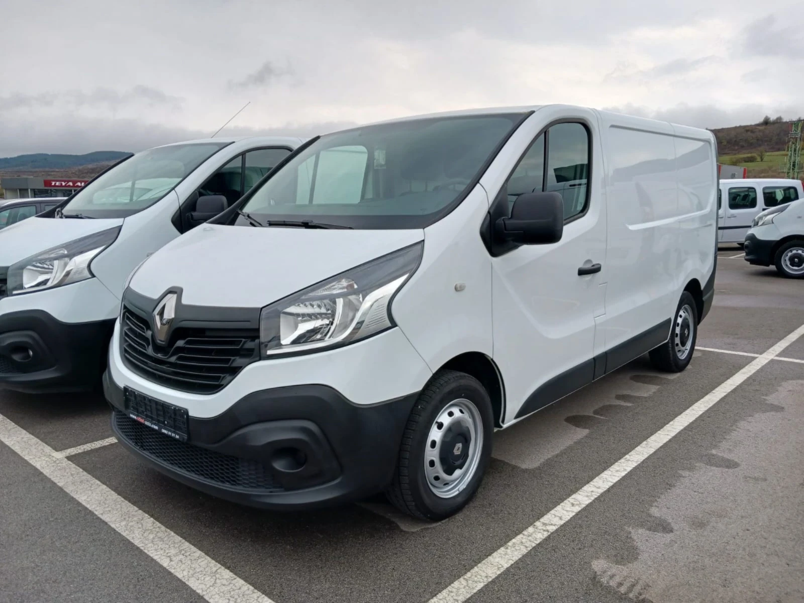 Renault Trafic 1.6 dci - изображение 2