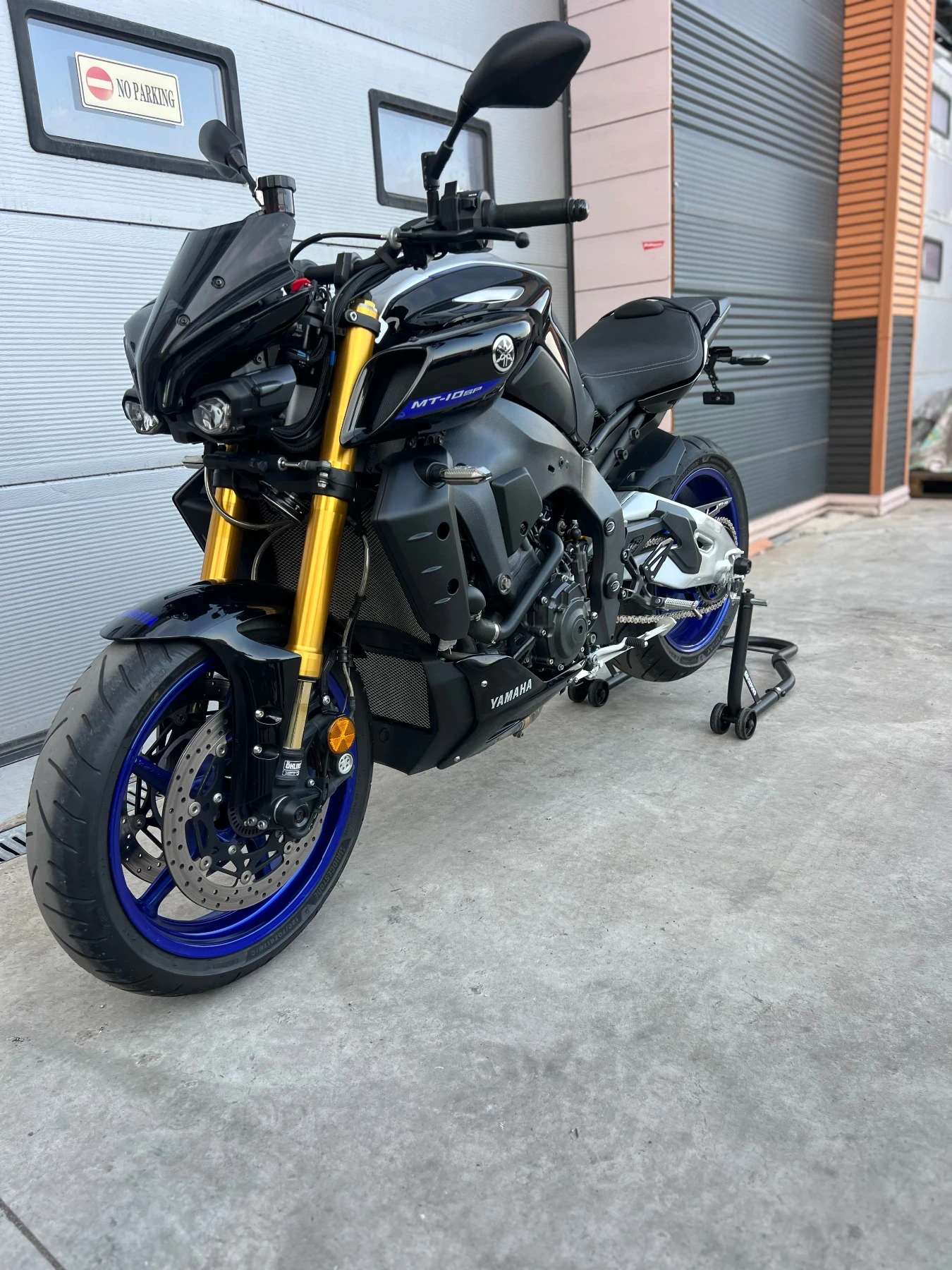 Yamaha Mt-10 MT-10SP Akrapovic, снимка 2 - Мотоциклети и мототехника - 54194931