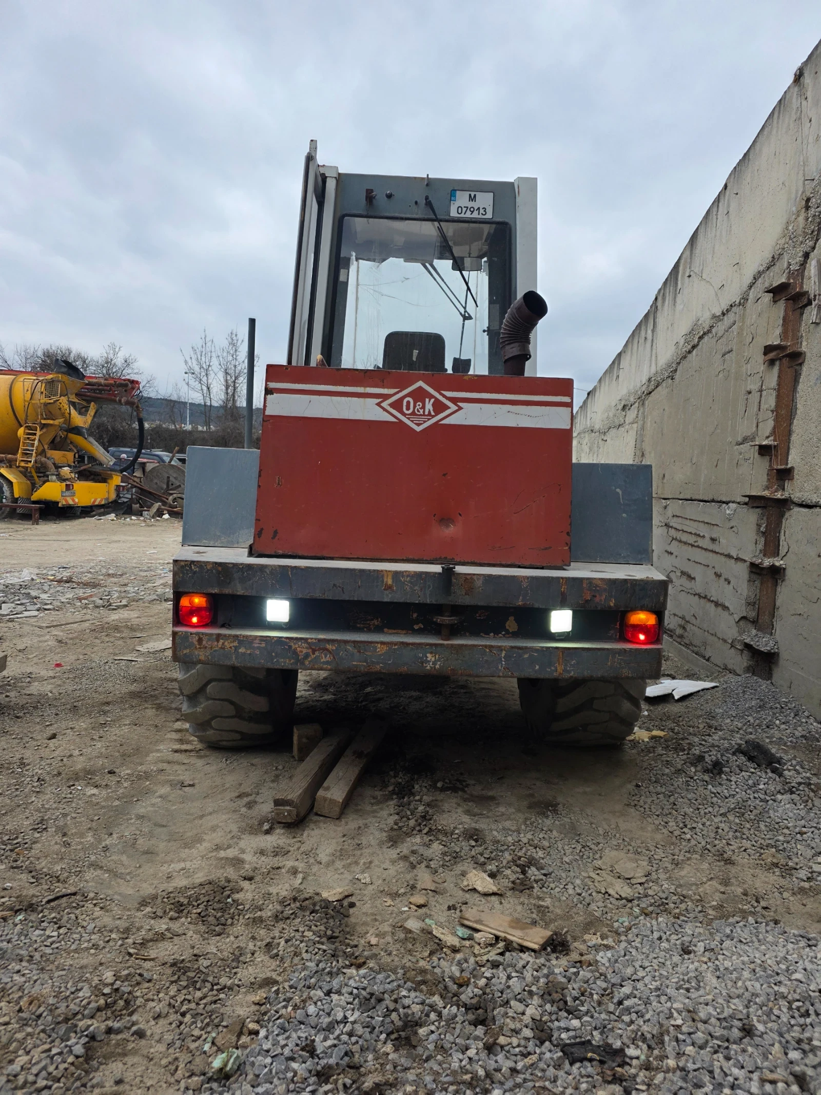 Челен товарач Друга марка L15, снимка 3 - Индустриална техника - 53905338