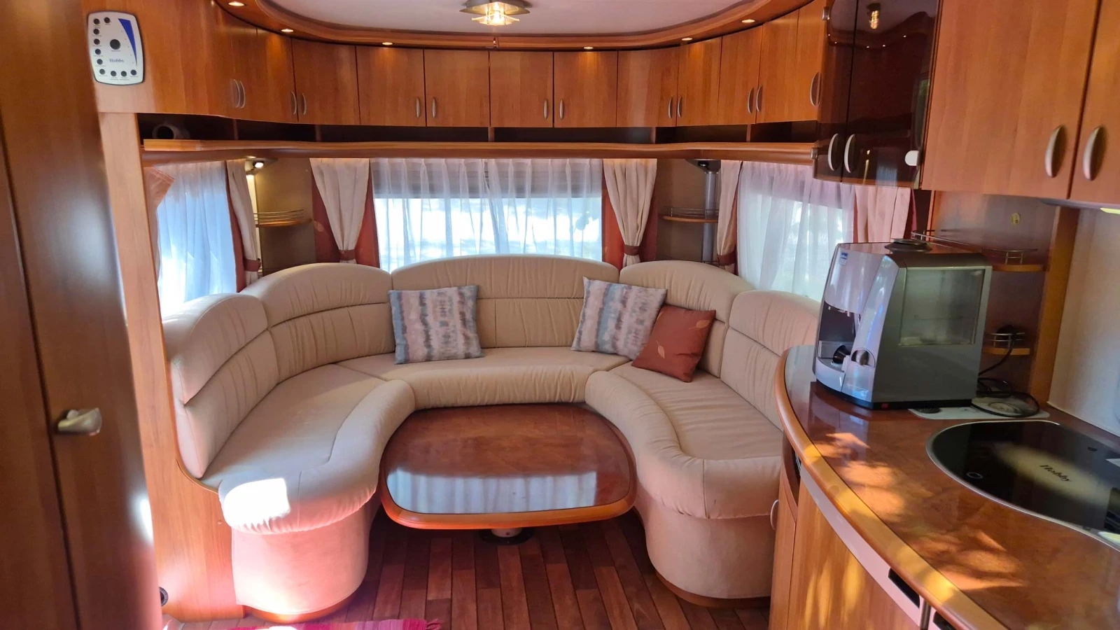 Каравана Hobby 560 EXCELSIOR - изображение 5
