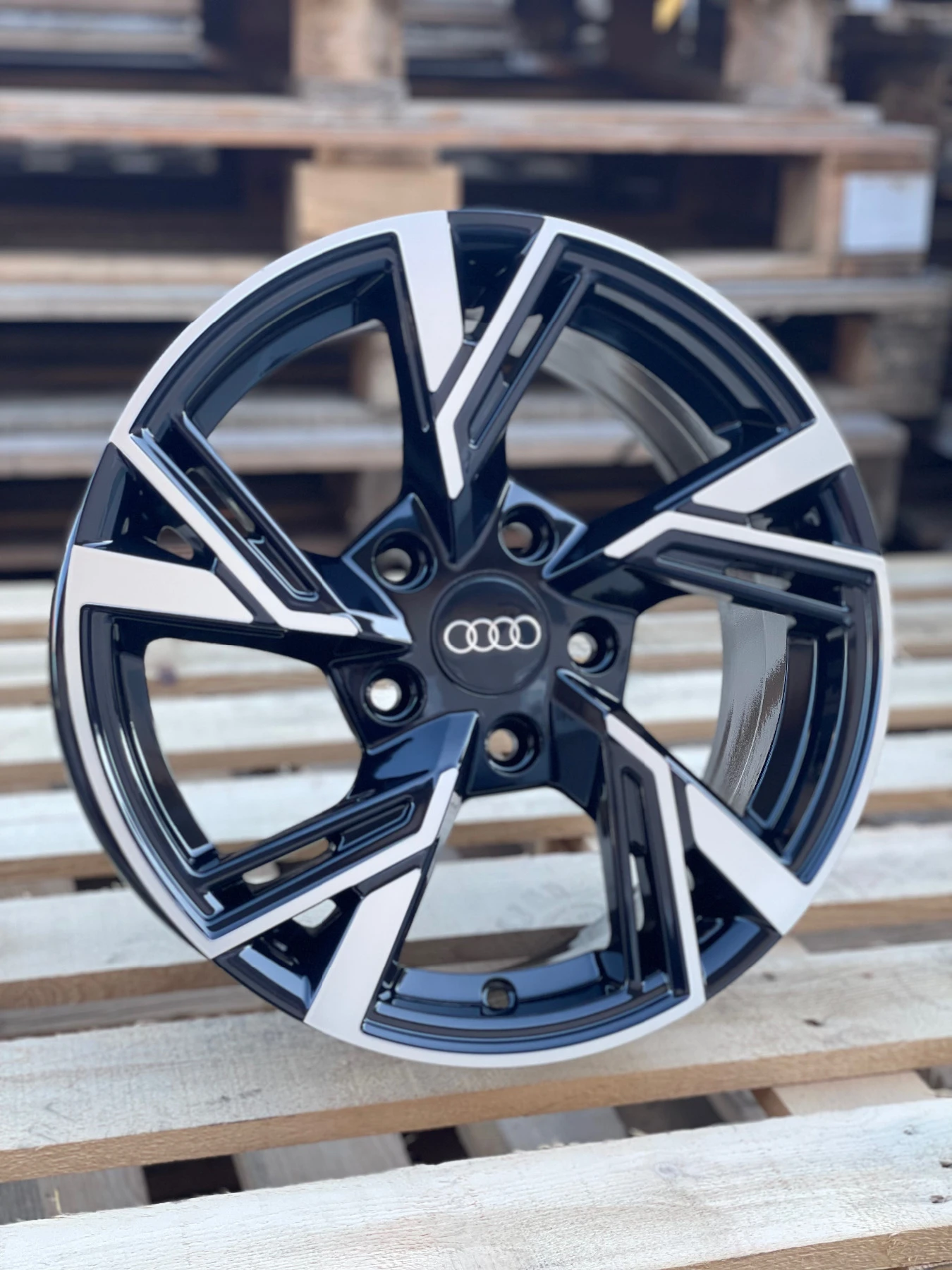   Audi | Mobile.bg   3