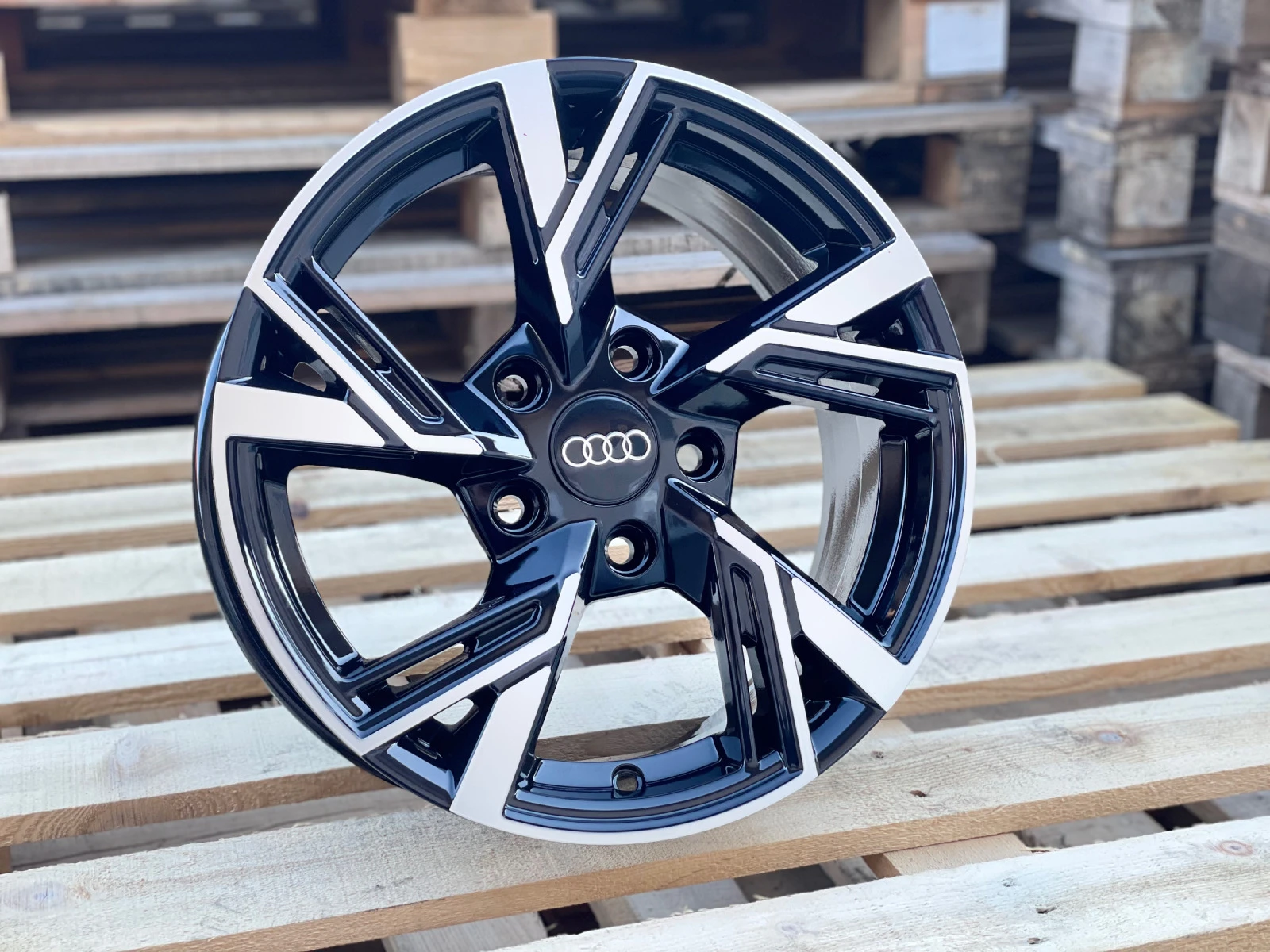   Audi | Mobile.bg   2