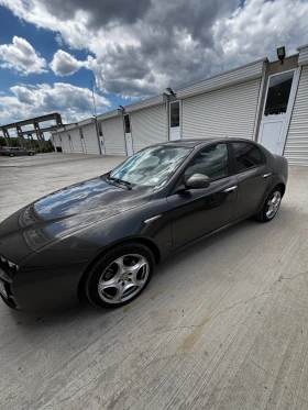 Alfa Romeo 159 2, 2 JTS - 4300 € / 8410.07 лв. - 68262105 3
