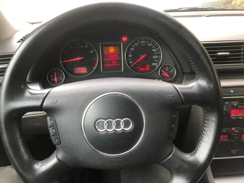 Audi A4 1.8T Quattro, снимка 8 - Автомобили и джипове - 48384973