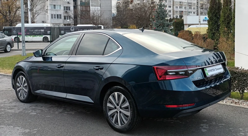 Skoda Superb 2.0TDI/7DSG, снимка 4 - Автомобили и джипове - 48330411