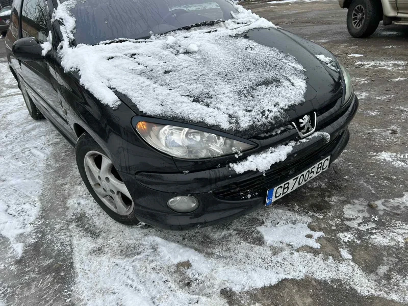 Peugeot 206 1.6 HDi 109 коня, снимка 1 - Автомобили и джипове - 48760009