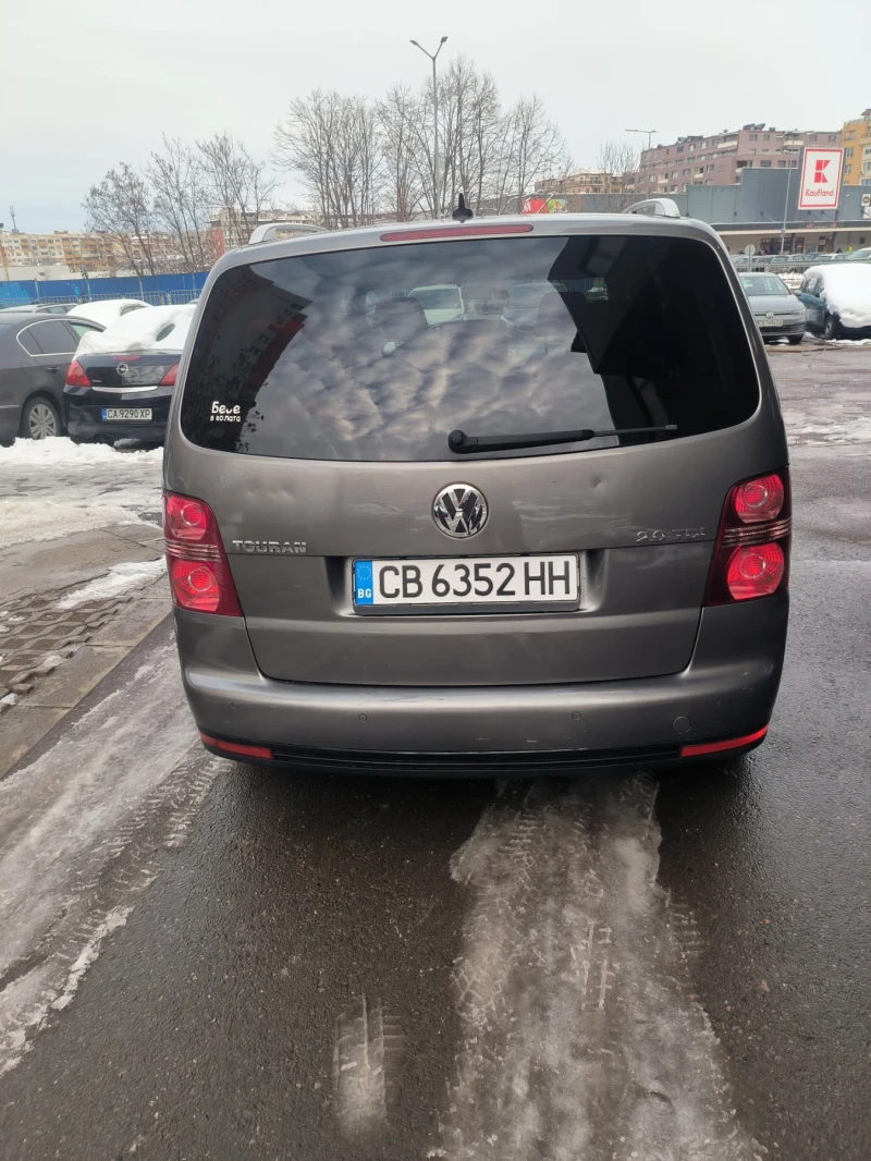 VW Touran, снимка 3 - Автомобили и джипове - 49066768