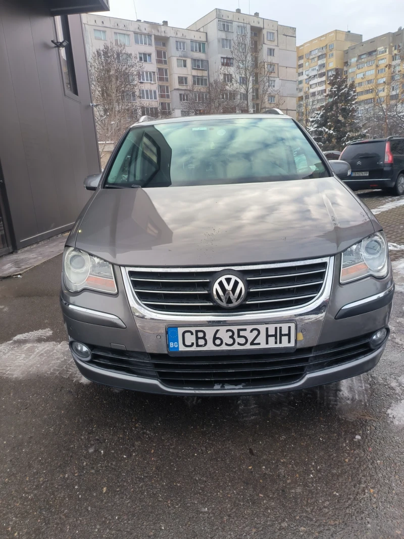 VW Touran, снимка 6 - Автомобили и джипове - 49066768