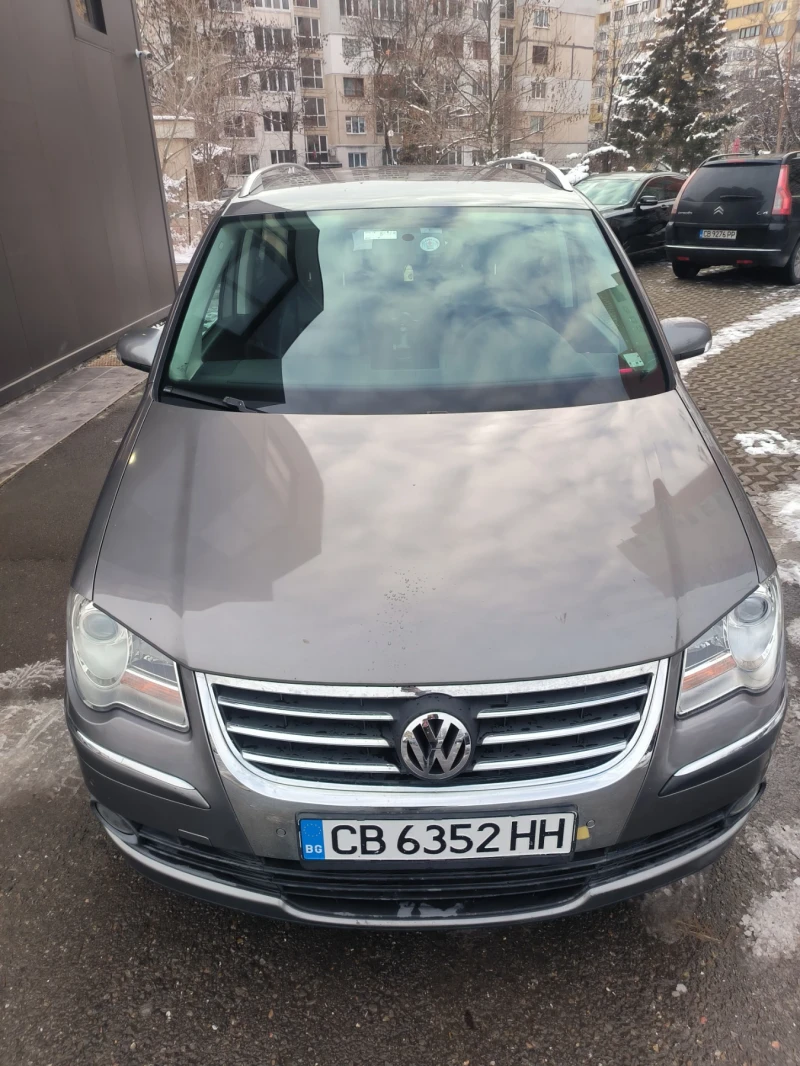 VW Touran, снимка 7 - Автомобили и джипове - 49066768