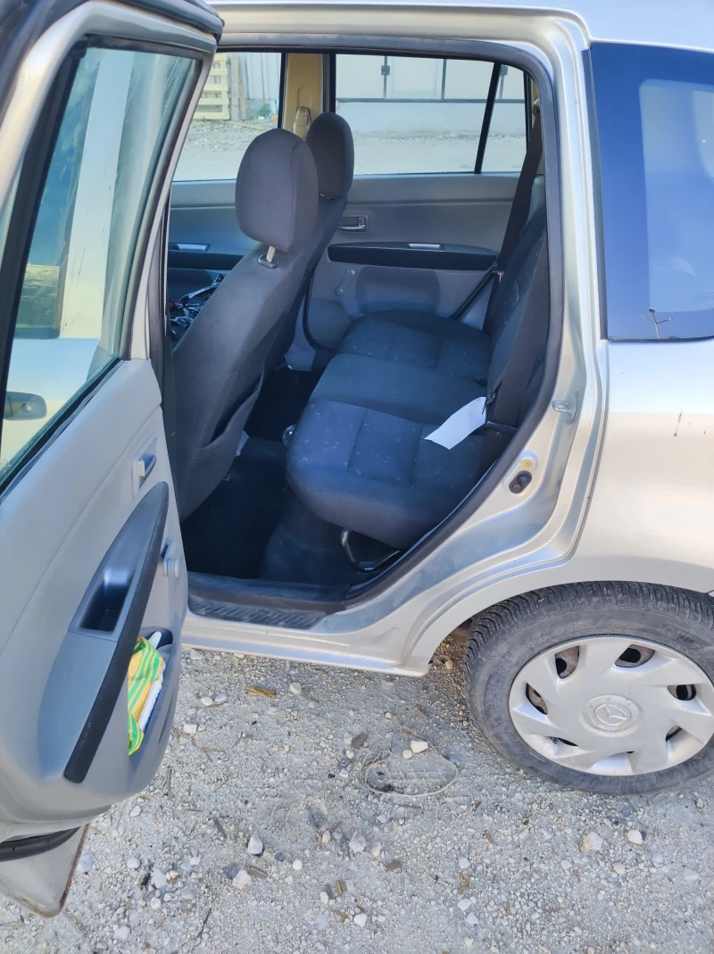 Mazda 2 16V, снимка 9 - Автомобили и джипове - 52231726