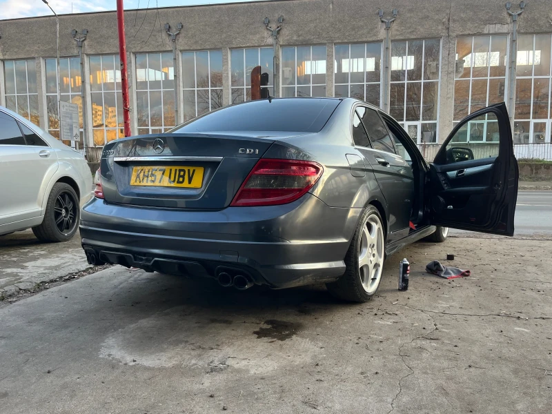 Mercedes-Benz C 220 AMG PAKCET, снимка 5 - Автомобили и джипове - 52753110