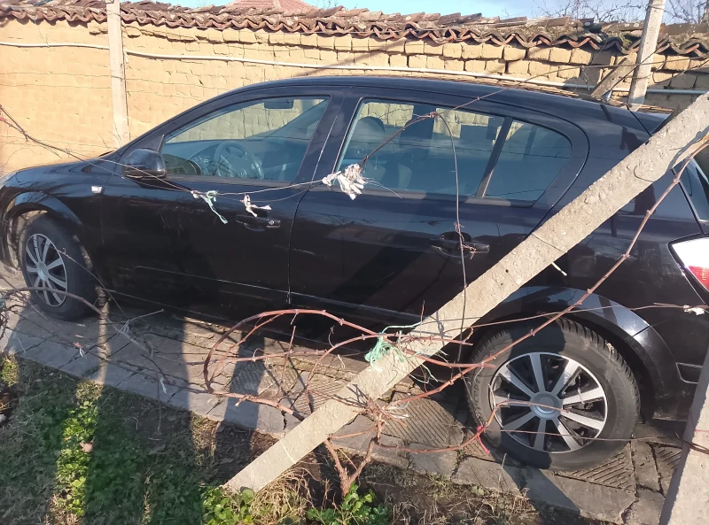 Opel Astra, снимка 2 - Автомобили и джипове - 52920186