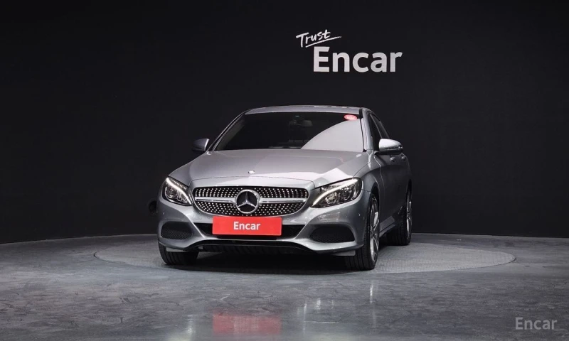 Mercedes-Benz C 200, снимка 3 - Автомобили и джипове - 52971933