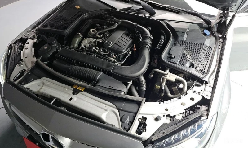 Mercedes-Benz C 200, снимка 6 - Автомобили и джипове - 52971933