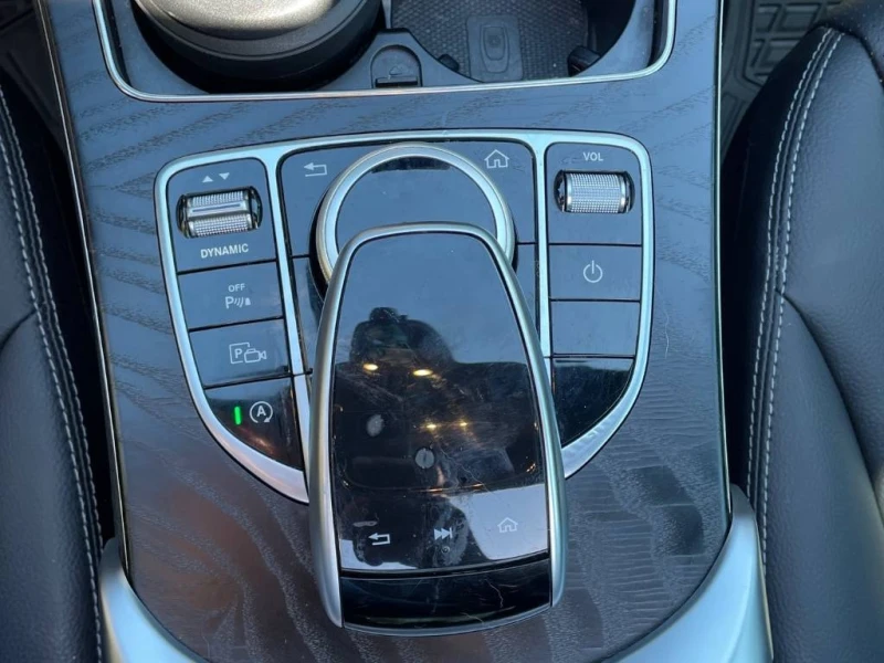 Mercedes-Benz C 300 * AMG Line* Pano* 4Matic* Start-Stop* , снимка 10 - Автомобили и джипове - 53310672