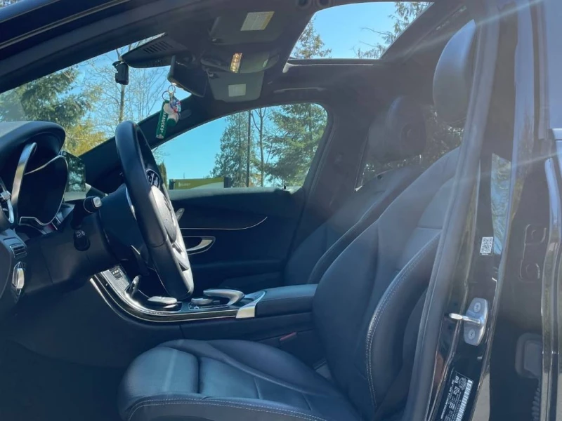 Mercedes-Benz C 300 * AMG Line* Pano* 4Matic* Start-Stop* , снимка 8 - Автомобили и джипове - 53310672